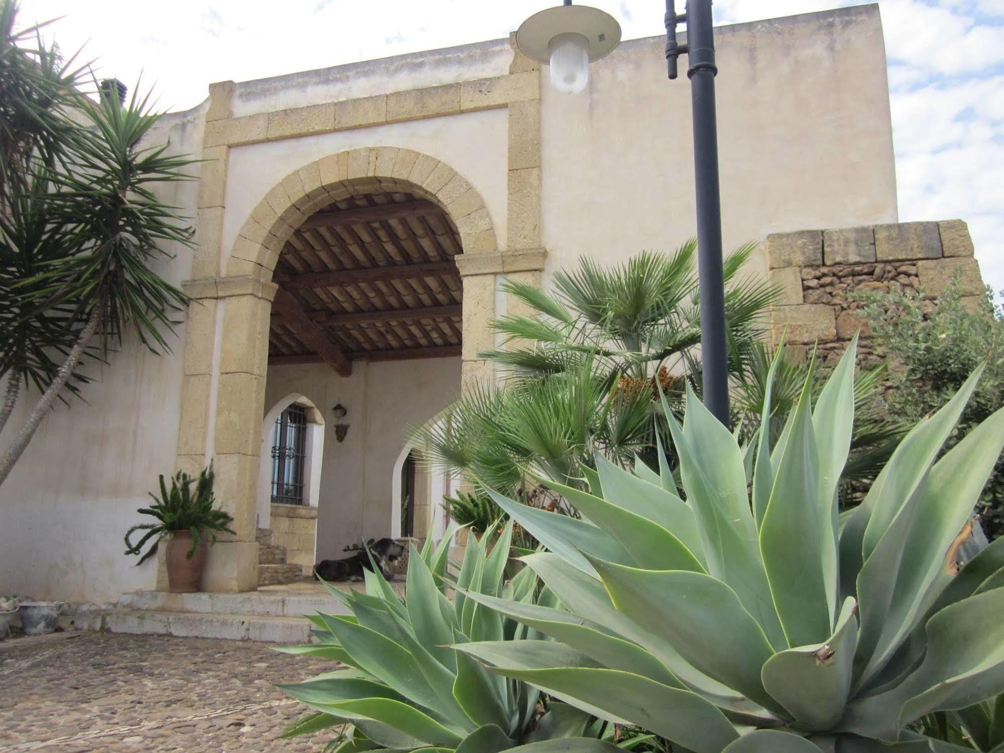 Casale Alma Bed & Breakfast Marsala Exterior photo