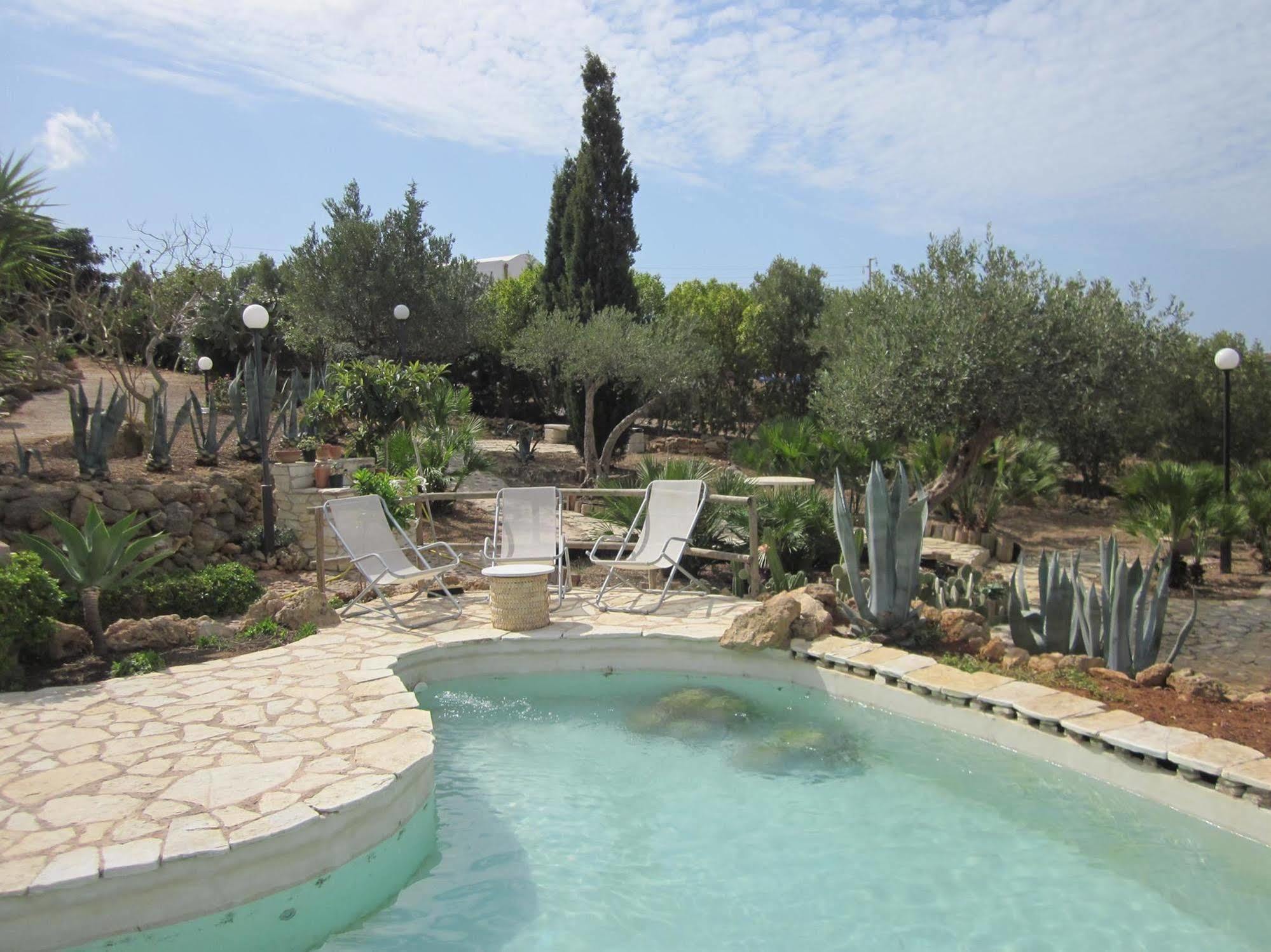 Casale Alma Bed & Breakfast Marsala Exterior photo