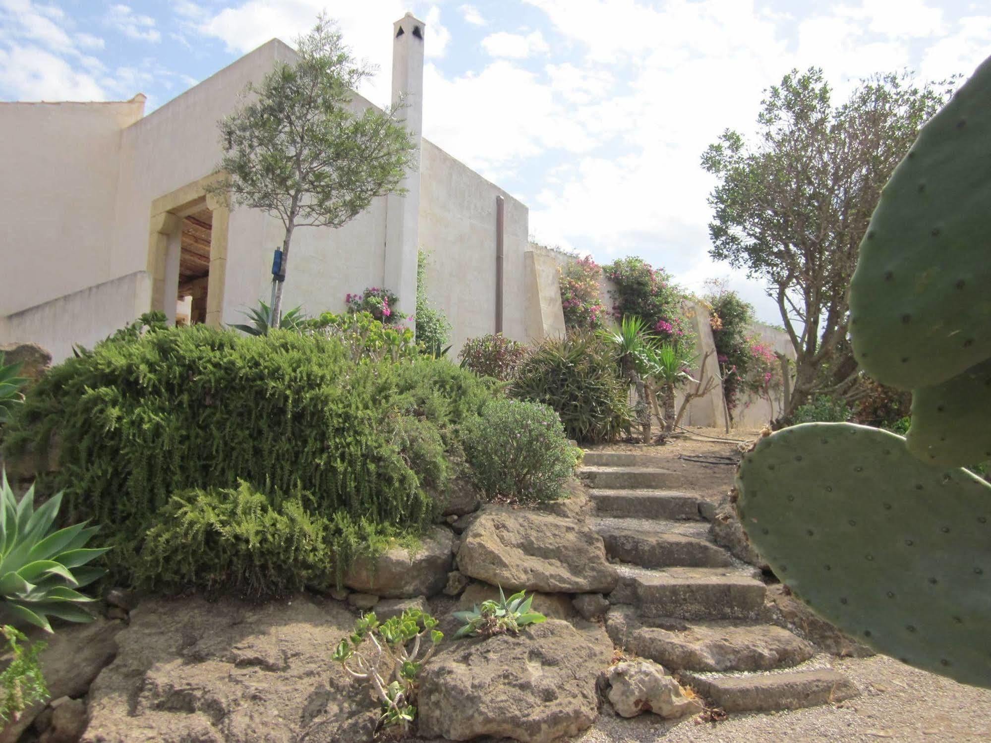 Casale Alma Bed & Breakfast Marsala Exterior photo